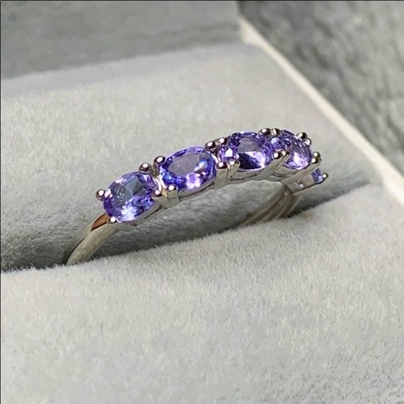 Natural Tanzanite Eternity ring - Picture 5 of 13